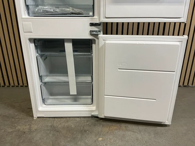 Inbouw koel-vriescombinatie atag, ks14178d - afbeelding 5 van  5