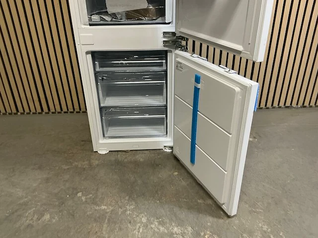 Inbouw koel-vriescombinatie etna, kcd4178enf - afbeelding 6 van  8