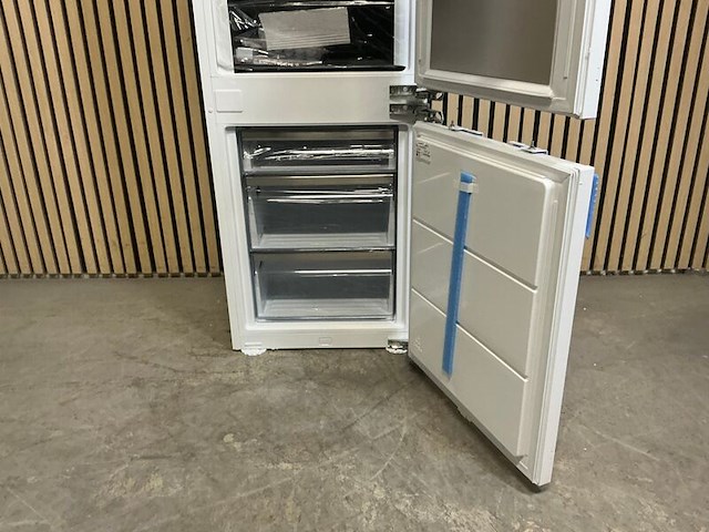 Inbouw koel-vriescombinatie etna, kcd9178cnf - afbeelding 6 van  8