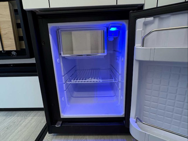 Inbouw module 2p bed voor in een camper - afbeelding 22 van  45