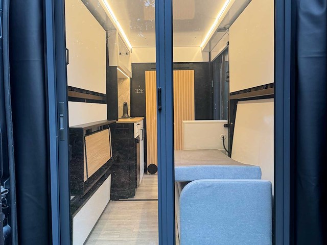 Inbouw module 2p bed voor in een camper - afbeelding 43 van  45
