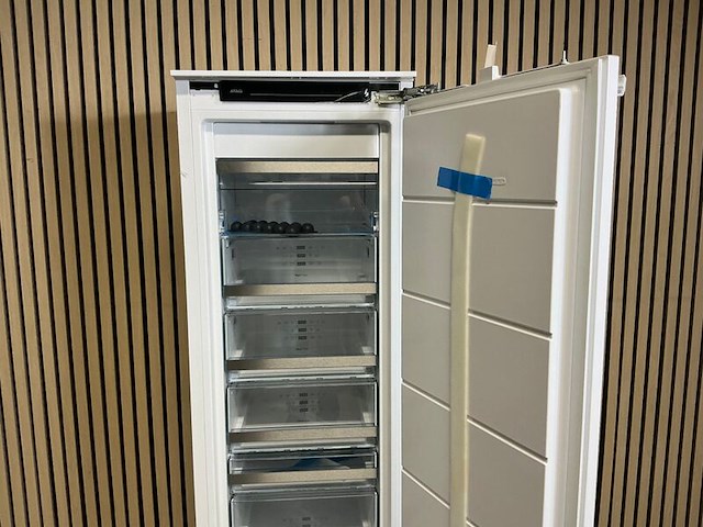 Inbouw vrieskast atag, kd86178cn - afbeelding 5 van  6
