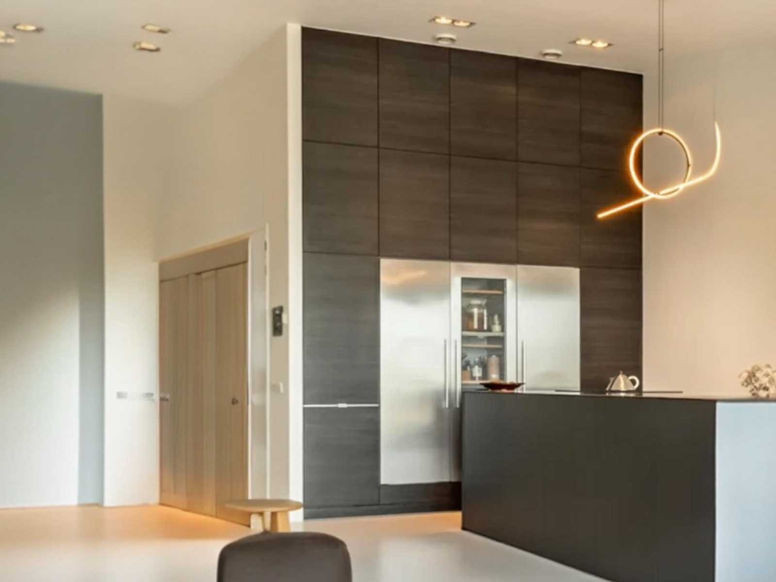 Inbouwapparatuur, showroomkeukens en sanitair