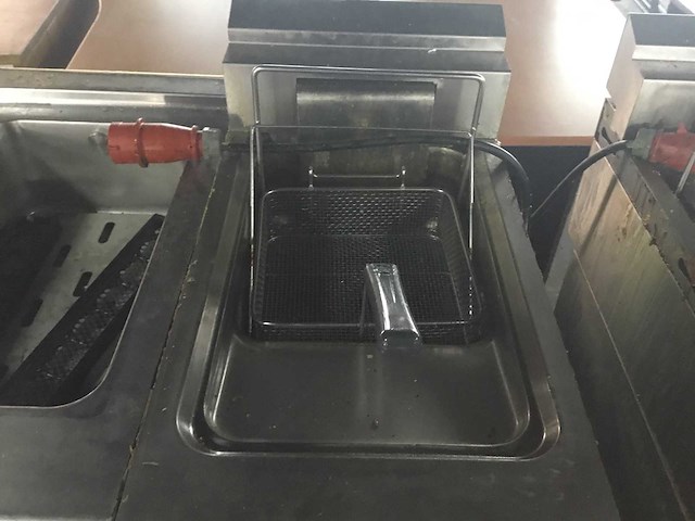 Inbouwkeuken - afbeelding 10 van  12