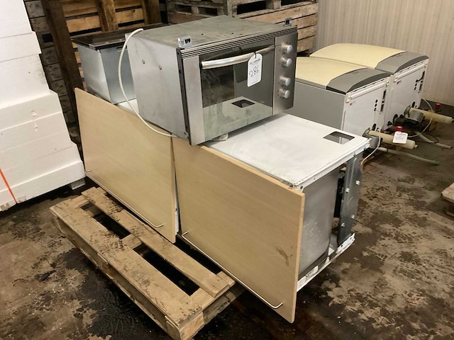 Inbouwkoelkast-diepvries combinatie - afbeelding 1 van  7