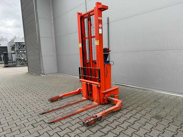 Incab milano - 1998 - elektrische breedspoorstapelaar 700kg - afbeelding 4 van  4