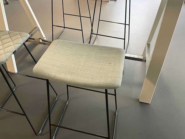 Inclass barkruk (4x) - afbeelding 8 van  9