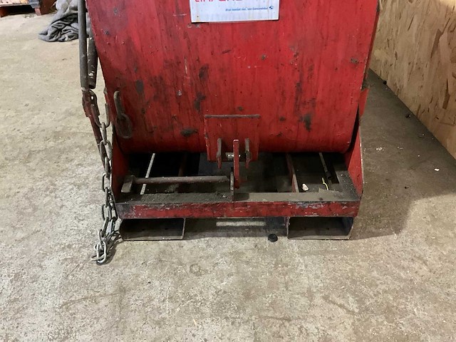 Indap mkb500 kiep- kantelbak v.v. sledes 0,5m3 max 2500kg - afbeelding 3 van  4