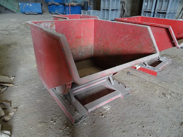 Indapp - 2000 - tkb900 - kantelbak 0,9m3 - afbeelding 1 van  5