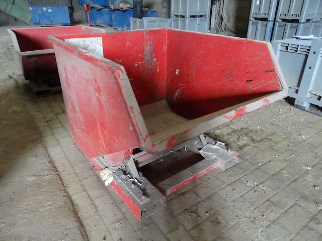Indapp - 2000 - tkb900 - kantelbak 0,9m3 - afbeelding 1 van  5