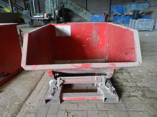 Indapp - 2000 - tkb900 - kantelbak 0,9m3 - afbeelding 2 van  5