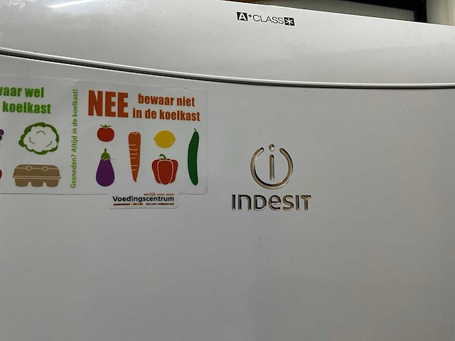 Indesit baan 13 koel/ vriescombinatie - afbeelding 6 van  7