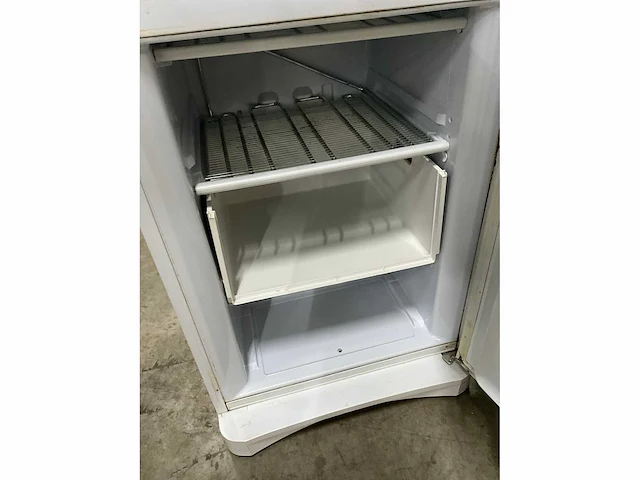Indesit baan 13 koel/ vriescombinatie - afbeelding 5 van  7