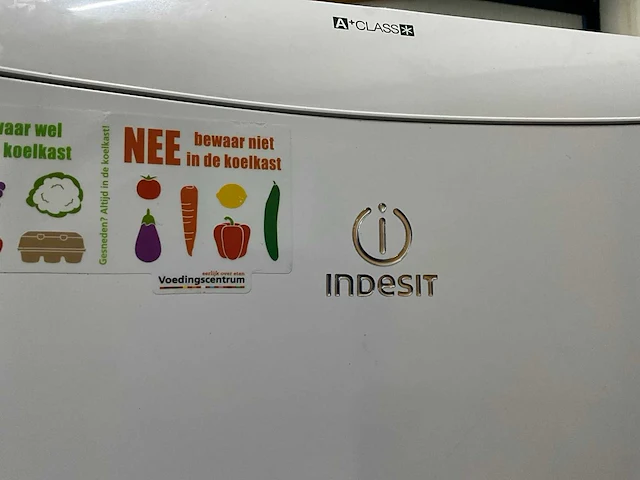 Indesit baan 13 koel/ vriescombinatie - afbeelding 6 van  7