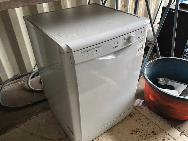 Indesit dfb15b1 vaatwasser - afbeelding 3 van  4