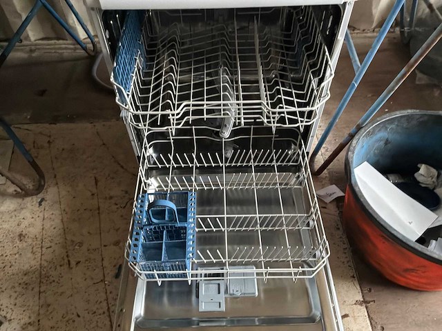 Indesit dfb15b1 vaatwasser - afbeelding 4 van  4