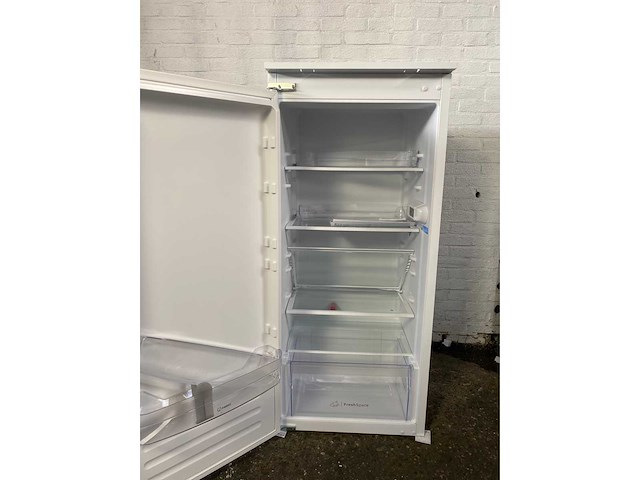 Indesit ibc12ac21r | inbouw koelkast | 122cm | sleepdeur | 209l | energy f - afbeelding 4 van  4
