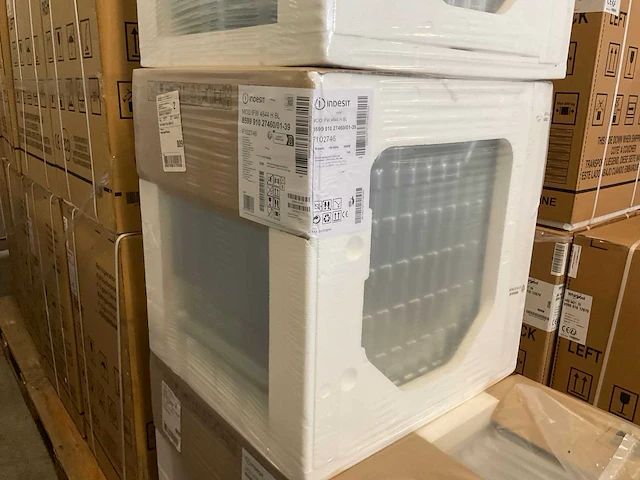 Indesit ifw4844hbl inbouwoven - afbeelding 2 van  2