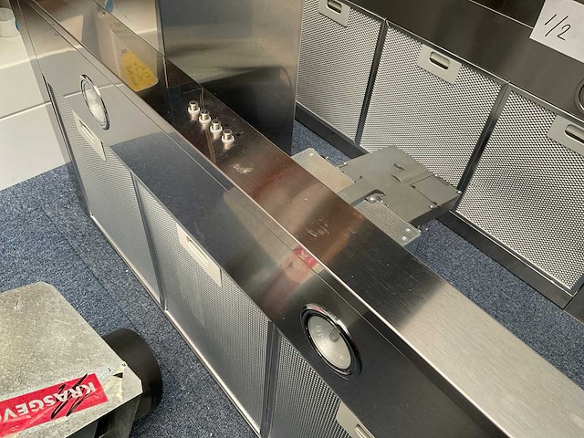 Indesit ihbs9.5amx afzuigkap - afbeelding 4 van  4