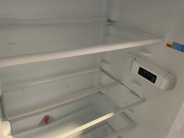 Indesit ins10011 inbouw koelkast - afbeelding 5 van  5