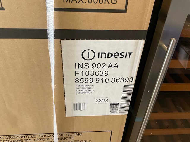 Indesit ins902aa inbouw koelkast - afbeelding 3 van  3