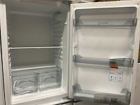 Indesit ins902aa koelkast - afbeelding 2 van  2