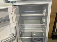 Indesit insz902aa koelkast met vriesvak - afbeelding 3 van  4