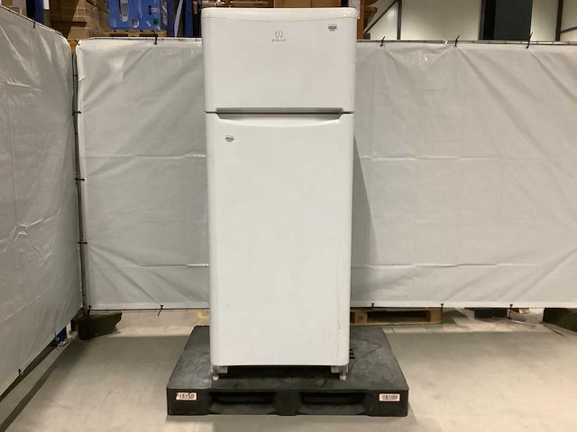 Indesit koelkast - afbeelding 2 van  8