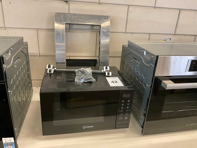 Indesit mwi 120sx solo inbouw magnetron - afbeelding 5 van  5