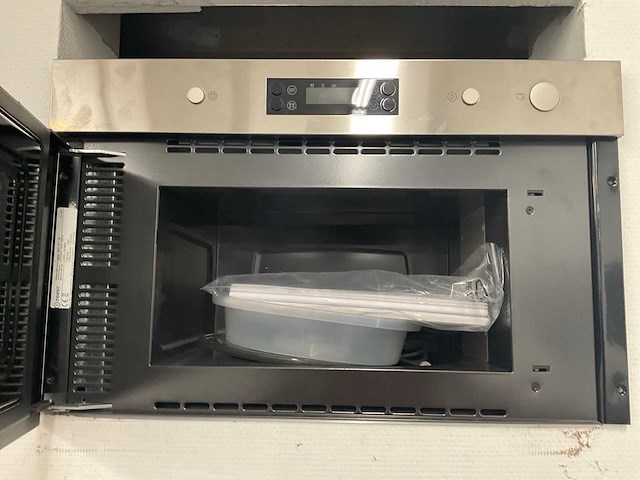 Indesit mwi3211ix inbouw magnetron met grill - afbeelding 3 van  4