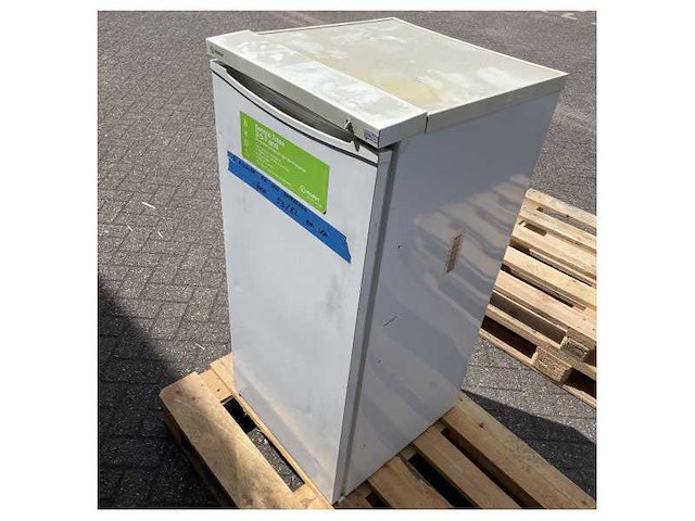 Indesit rg1191w free standing refrigerator compact 115v - afbeelding 3 van  5