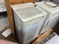 Indesit vrieskast - afbeelding 1 van  5