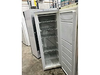Indesit vrieskast - afbeelding 3 van  6