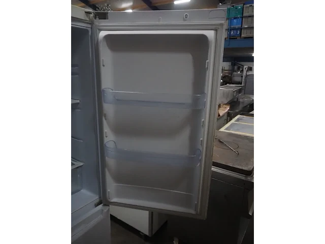 Indesit - afbeelding 8 van  10