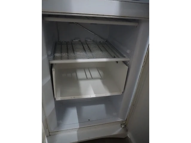 Indesit - afbeelding 9 van  10