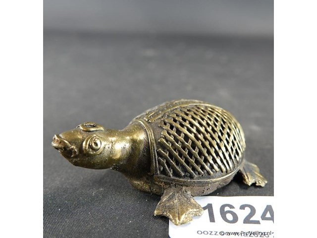 Indiaas dhokra bronzen schildpad beeldje vervaardigd met behulp van de eeuwenoude 'verloren was'-giettechniek - afbeelding 1 van  5