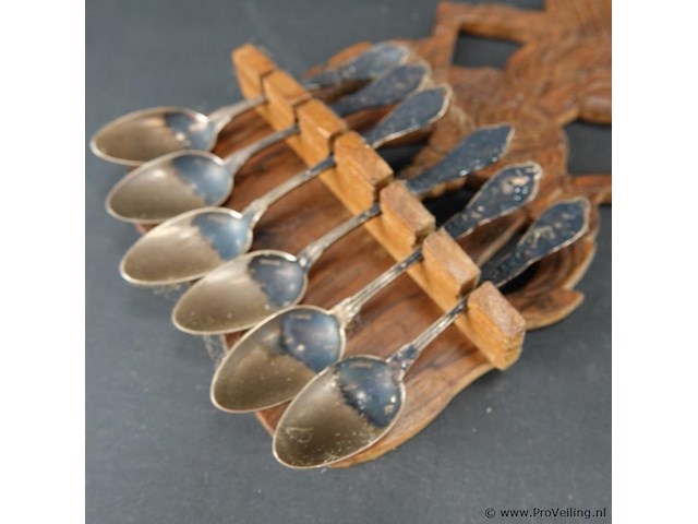 Indisch kerfsnee houten lepelrek met lepeltjes - afbeelding 3 van  5