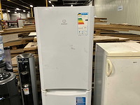 Indisit biaa12p koel/vries combinatie - afbeelding 2 van  5