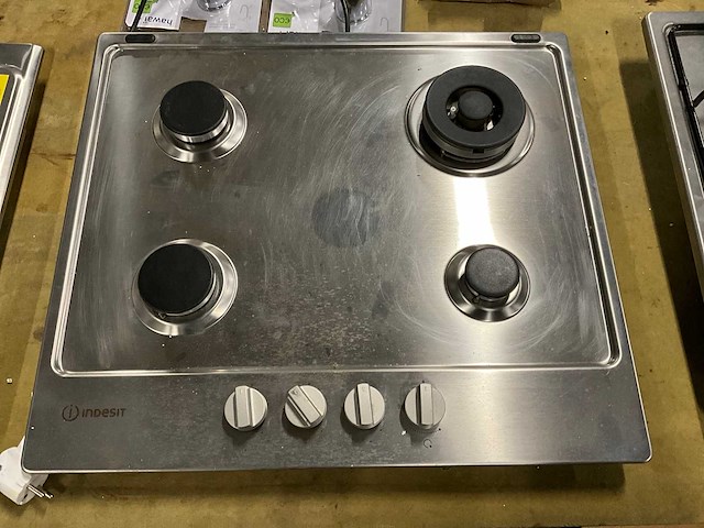 Indisit thp641w/ix/i nl gaskookplaat - afbeelding 2 van  3