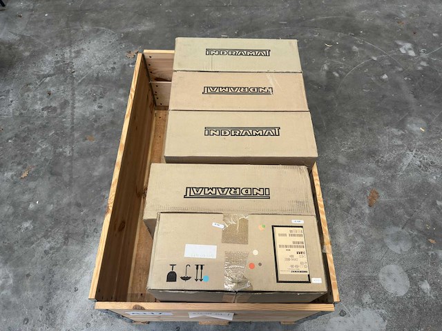 Indramat - kds 1.1-050-300-w1-220 - partij servo drives / aandrijfmodules (5x) - afbeelding 2 van  4