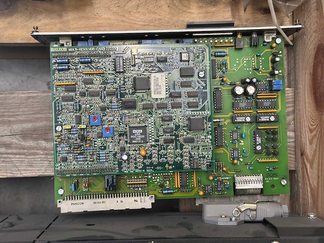 Indramat - partij industriële aandrijf- en besturingscomponenten o.a. voedingen, motor en printplaten - afbeelding 5 van  6