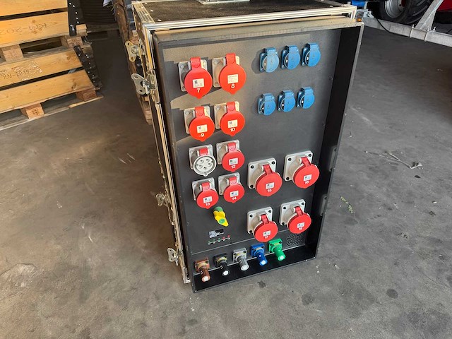 Indu electric - site power distribution board - afbeelding 1 van  9