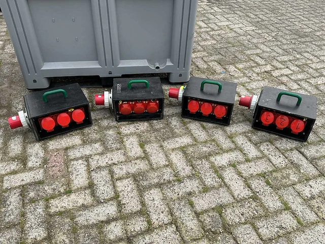Indu electric 63a verdeler bouwaansluitkast (4x) - afbeelding 1 van  3
