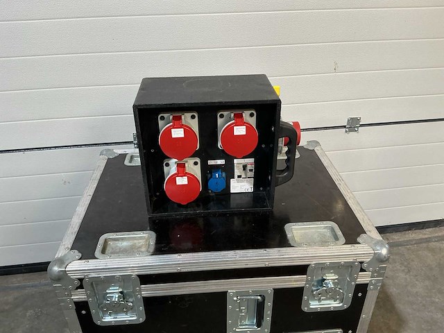 Indu elektrische 63a vermogensverdeler - afbeelding 1 van  4