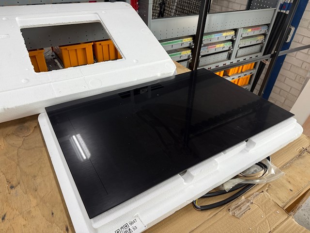 Inductie kookplaat smeg, sim3864mb pim, bouwjaar 2023 - afbeelding 1 van  6