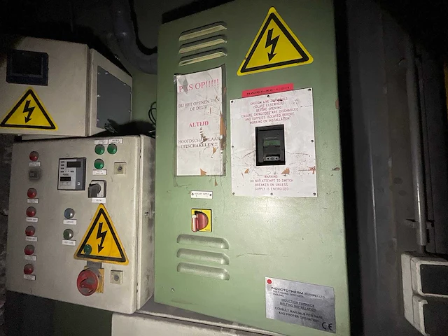 Inductotherm - 2001 - gietmachine - afbeelding 34 van  34