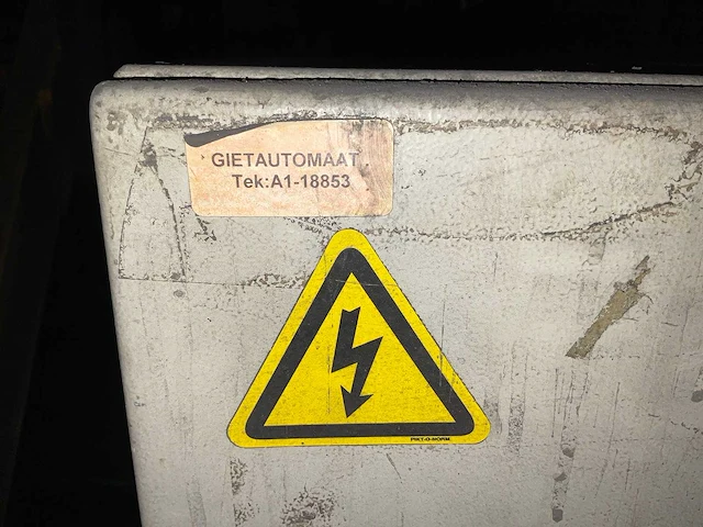Inductotherm - 2001 - gietmachine - afbeelding 4 van  61