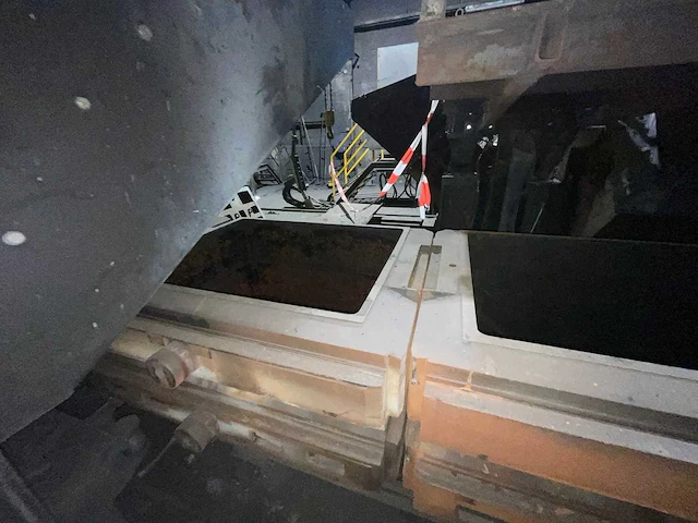 Inductotherm - 2001 - gietmachine - afbeelding 8 van  61