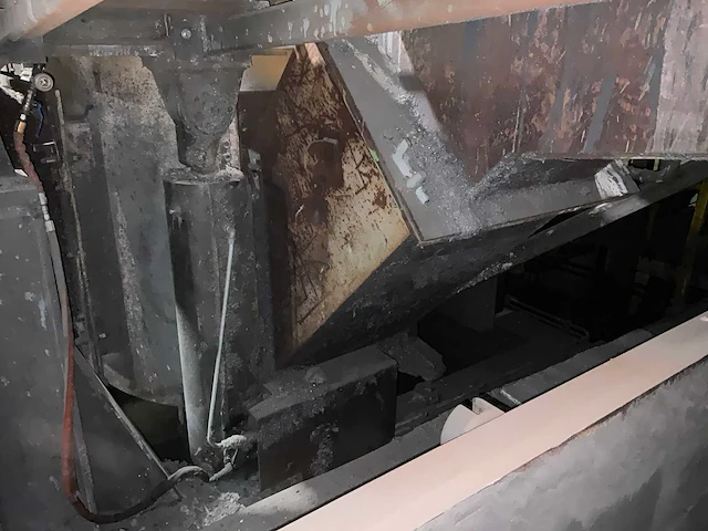 Inductotherm - 2001 - gietmachine - afbeelding 53 van  61