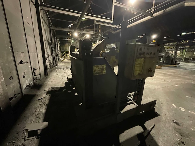 Inductotherm - 2001 - gietmachine - afbeelding 60 van  61